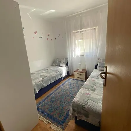 Renic Apartment