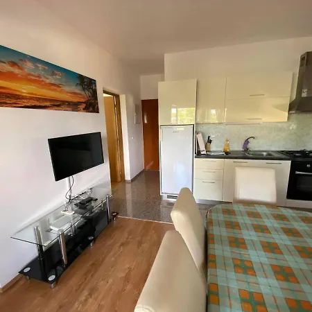 Renic Apartment Nin