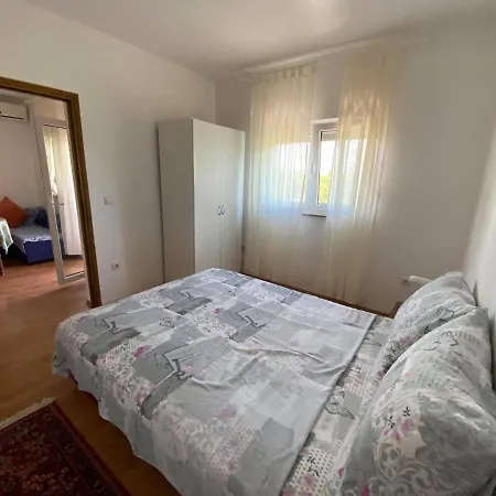 Renic Apartment Nin